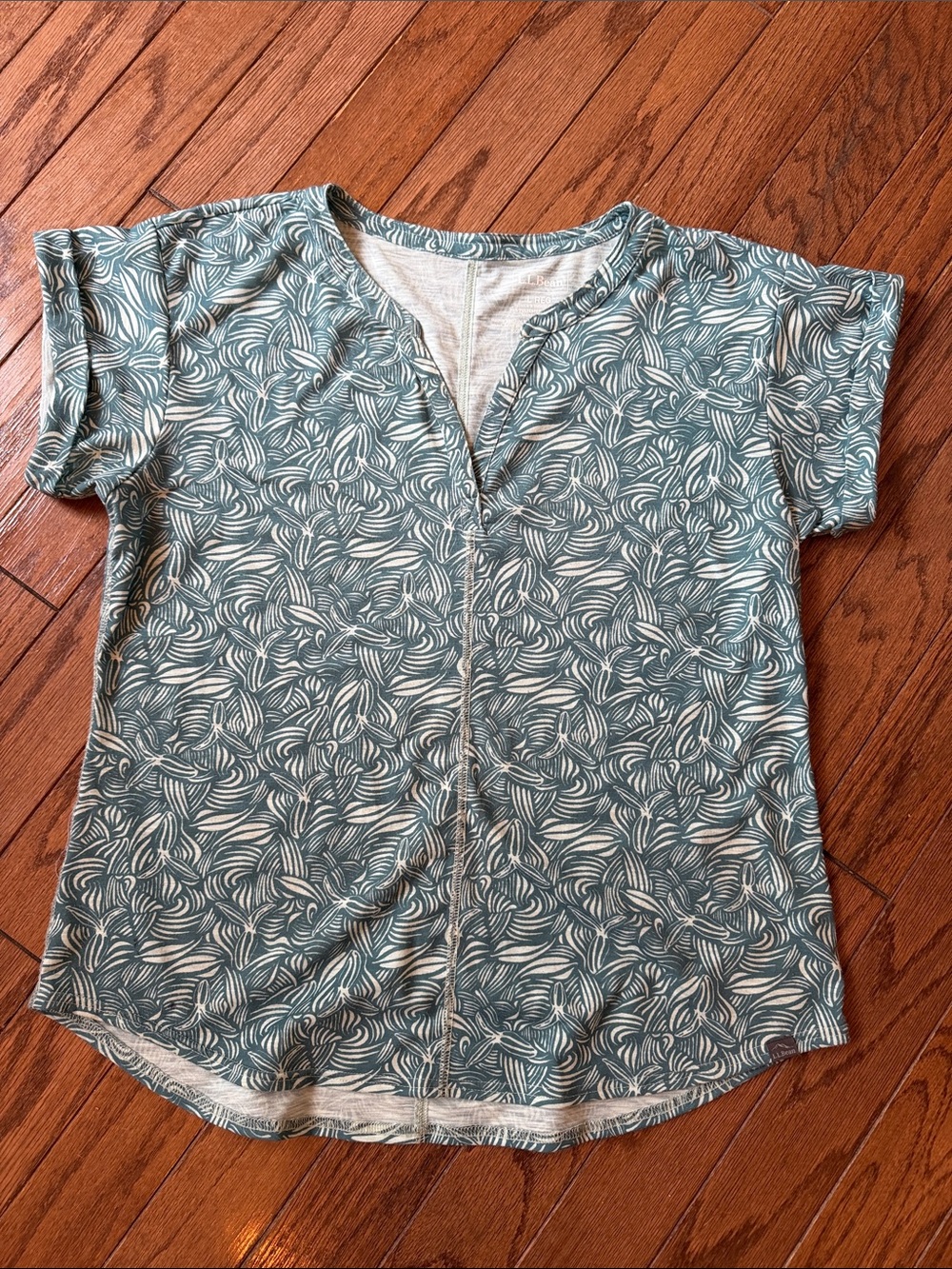 L.L.Bean Women’s Streamside Tee, Short-Sleeve Splitneck Print